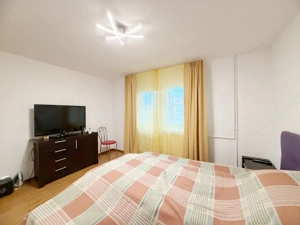 Apartament 4 camere, decomandat, etaj 3, zona Steaua  - imagine 5