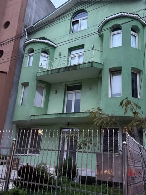 Spatiu comercial de inchiriat bussiness 100mp2 ultra central - imagine 2