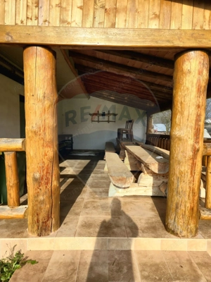 Casă / Vilă cu 6 camere de vânzare - imagine 5