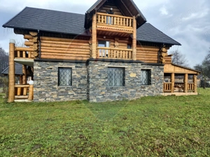 Casă / Vilă cu 6 camere de vânzare - imagine 6