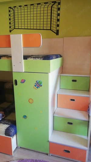 Dormitor cu pat supraetajat ,dresing si birou dublu