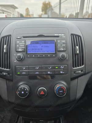 Hyundai i30 Euro 5 1.6crdi 2010 - imagine 10