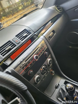 Proprietar ofer spre vanzare mazda 3 4 usi