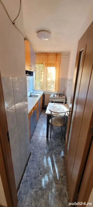 VÂND APARTAMENT 2 CAMERE   42 MP   ZONA INTIM - imagine 5