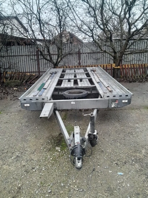 Platforma 2.700 kg slep trailer Blyss