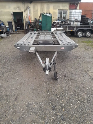 Platforma 1.500 kg slep trailer Niewiadow