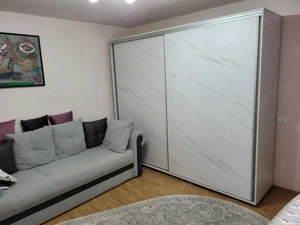 Vand casa cu piscina interioara - imagine 7