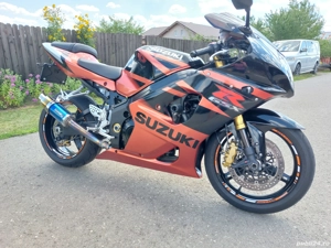 Suzuki gsx 1000 r - imagine 2