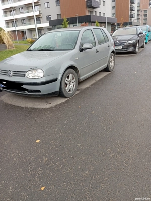 Vând golf 4 motor 1.6 - imagine 2