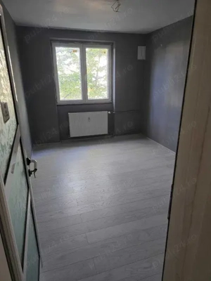 Vanzare apartament 3 camere Blv Basarabia - imagine 2