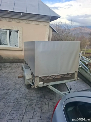 Remorca cu axa dubla