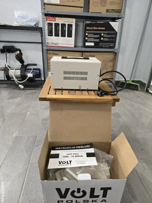 Stabilizator Volt Polska 2000VA - ca nou, cu cutie originala - imagine 4