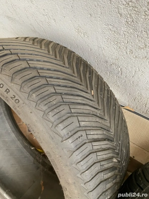 Vand 2 anvelope/cauciucuri /gume iarna 255/40/20 Michelin CrossClimate2 dot 05/2022 cu fulgul pe ele