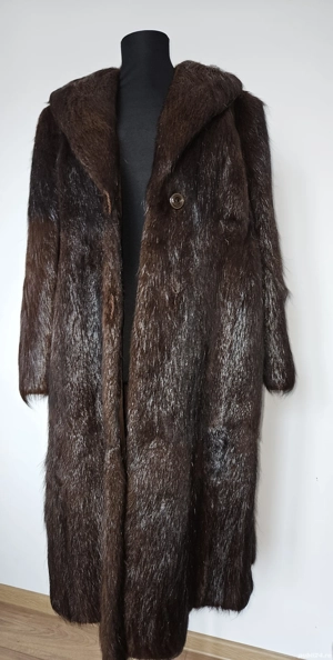 Haina blana lunga. Stare impecabila - imagine 3