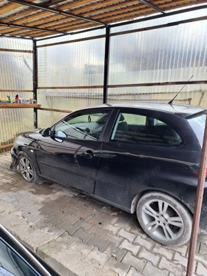 Dezmembrez Seat Ibiza  - imagine 4