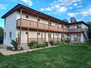 Pensiune 8 apartamente+ in 2 Mai judet Constanta