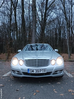 Mercedes w211 E-class