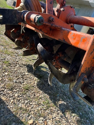 Vând tractor cu freză  - imagine 3