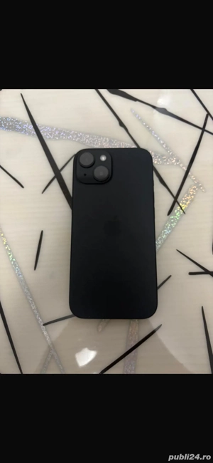 iphone 15 baterie 90%