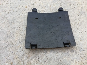 capac vizitare carenaj dreapta fata opel astra h - imagine 2