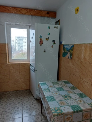 Vând apartament 2 camere decomandat  - imagine 4