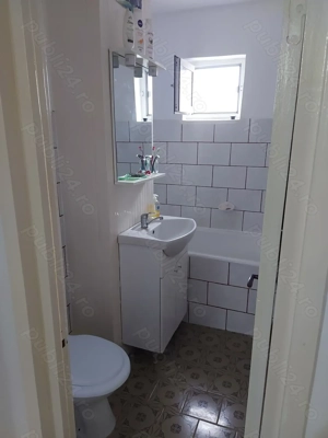 Vând apartament 2 camere decomandat  - imagine 8
