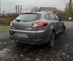 Renault Megane III Sport Tourer 1.5 Dci 2011 Euro 5 - imagine 5