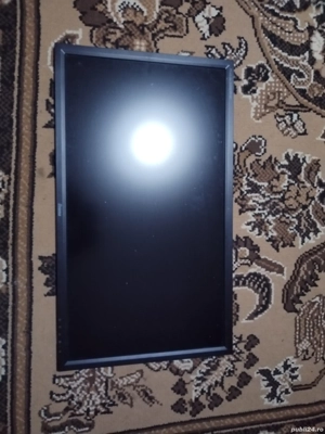 Display de 28"cu leduri 