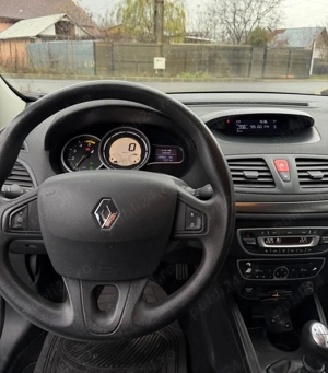 Renault Megane III Sport Tourer 1.5 Dci 2011 Euro 5 - imagine 7