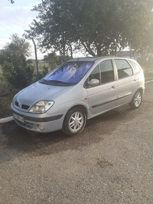 Vânzări auto Renault Megane Scenic