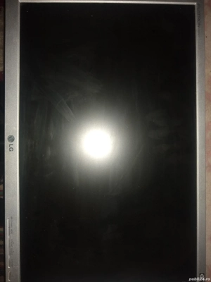 vand urgent: LG L225WT LCD  55,9 cm ( 22")