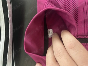 Vând trening fete mărimea 104 