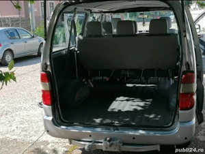 Toyota Hiace  - imagine 8