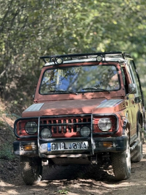 Vând Suzuki samurai 1.0 l 