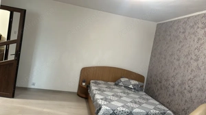 Vând apartament central Strehaia 