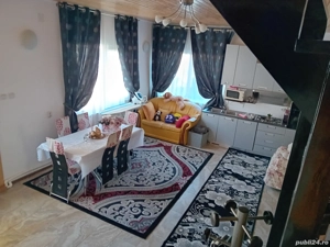 închiriez casa de Revelion și Crăciun capacitate 16 persoane maxim 18 casa se afla in Rucăr 