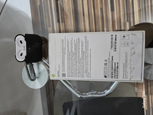 Vand iphone 16 pro, 512 gb nou + AirPods generatia 4 - imagine 3