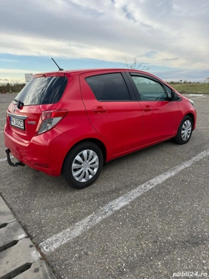 vand masina marca toyota -yaris - imagine 6