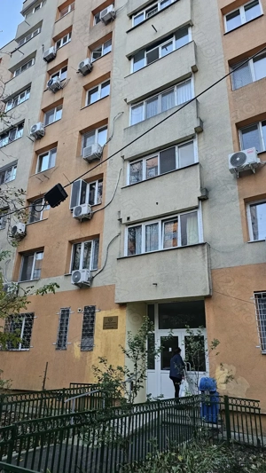 Apartament 3 cam decomandat conf 1 etaj 1 8 zona Sebastian