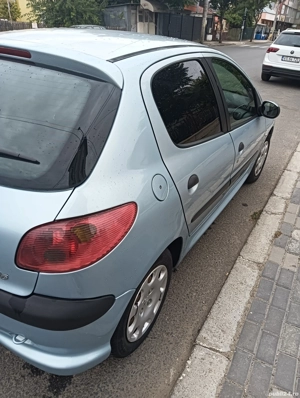 vând sau schimb ambele mașini aștept oferte 