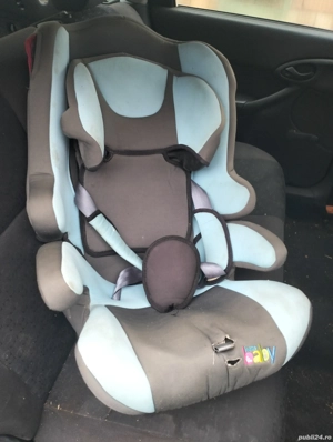 Disponibil scaun auto 
