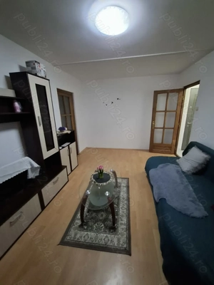 Închiriez apt.2cam .bloc de 4 etaje ,etaj intermediar 
