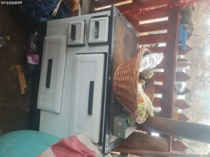 vand soba in stare foarte buna 