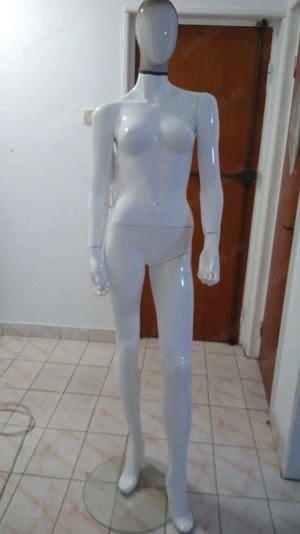 Manechin magazin atelier