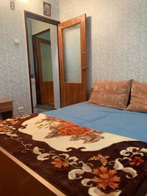 Apartament 3 camere de vânzare | Etaj 1 | Balcon | Geam la baie | Centrala | - imagine 4