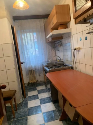 Apartament 3 camere de vânzare | Etaj 1 | Balcon | Geam la baie | Centrala | - imagine 12