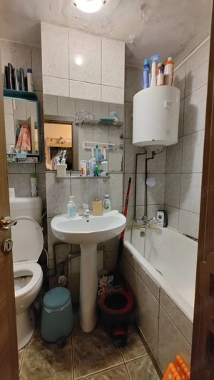 Vand Apartament 2 Camere Decomandat Piata Delfinului - Pret Negociabil - imagine 4