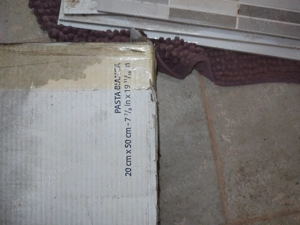 De vânzare diferite obiecte sanitare și de mașină 