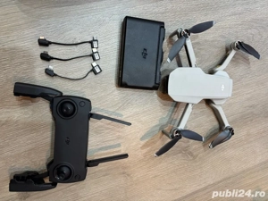 Dronă Dji Mini..