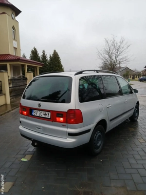 vând Volkswagen saran 1.9 tdi 116 cp anul 2002 în 6 trepte 
